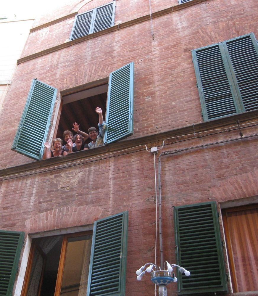 Palazzo Masi Bed and Breakfast Siena Buitenkant foto