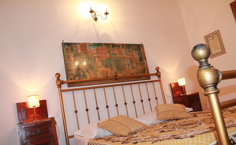 Palazzo Masi Bed and Breakfast Siena Buitenkant foto